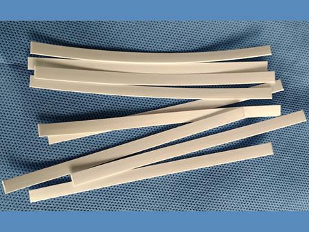 Barrette nasale en plastique
